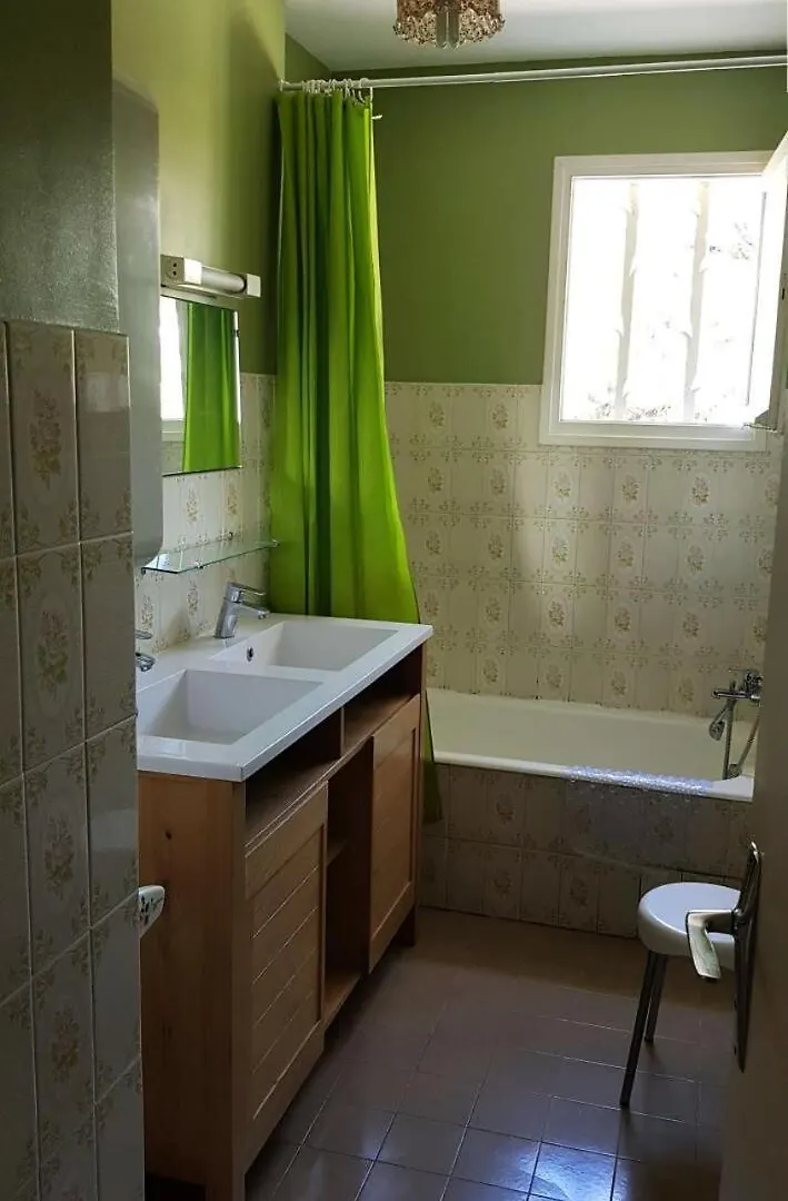 Residence Bagatelle - Budget Appart Proche Mer Entre Amis Et En Famille Mae-7784 Six-Fours-les-Plages 0*,